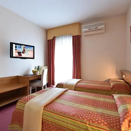 Ambra - The Only Lakeside In 3* Iseo