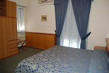 Szálloda Ambra - The Only Lakeside In