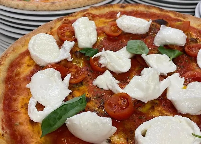 Ambra - The Only Lakeside In 3*