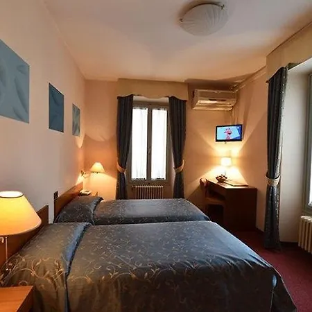 Ambra - The Only Lakeside In Hotel