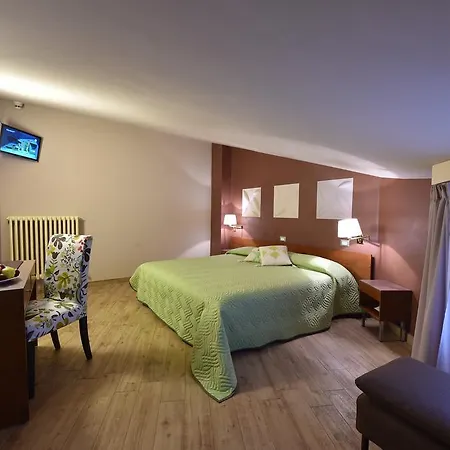 Hotel Ambra - The Only Lakeside In Iseo